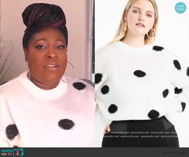 Eloquii Dot Sweater worn by Loni Love on The Real