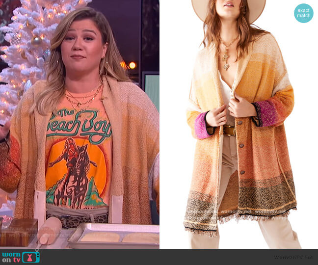 Free People Sunset Park Cardigan worn by Kelly Clarkson on The Kelly Clarkson Show