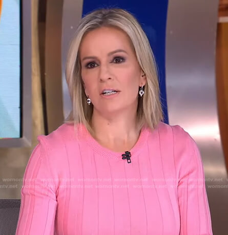 Dr. Jennifer Ashton’s pink ribbed sweater on Good Morning America