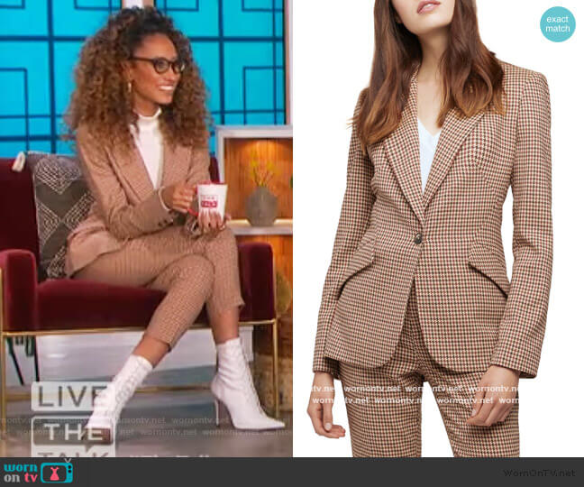 L'agence Chamberlain Blazer worn by Elaine Welteroth on The Talk