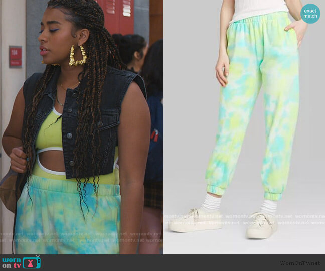 Wild Fable High Rise Sweatpants worn by Aisha (Alycia Pascual-Pena) on Saved By The Bell