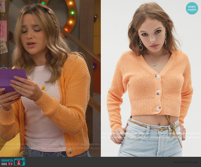 Urban Outfitters Kennedy Ribbed Cropped Cardigan worn by Lex (Jules LeBlanc) on Side Hustle