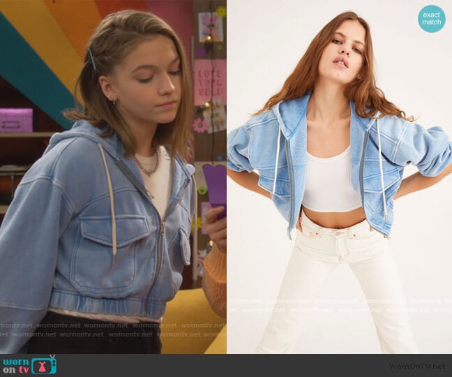Urban Outfitters Yogi Fleece Cropped Hoodie Sweatshirt worn by Presley (Jayden Bartels) on Side Hustle