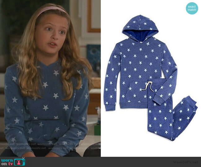 Alternative Challenger Star Print Hoodie & Dodgeball Pants worn by Anna-Kat Otto (Giselle Eisenberg) on American Housewife