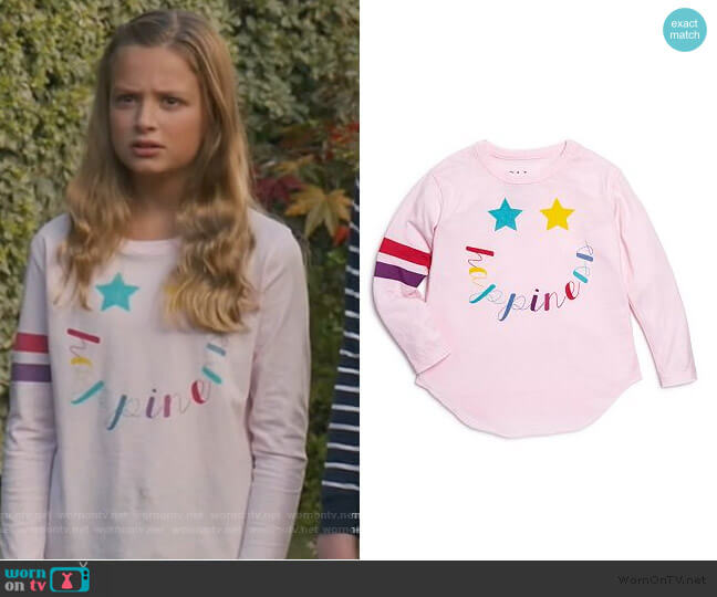Chaser Stars & Happiness Tee worn by Anna-Kat Otto (Giselle Eisenberg) on American Housewife