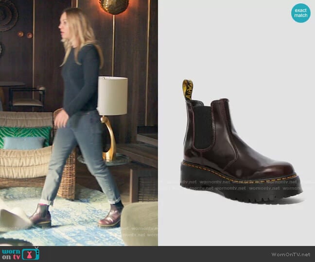 Dr Martens Arcadia Platform Chelsea Boots worn by Cassie Bowden (Kaley Cuoco) on The Flight Attendant