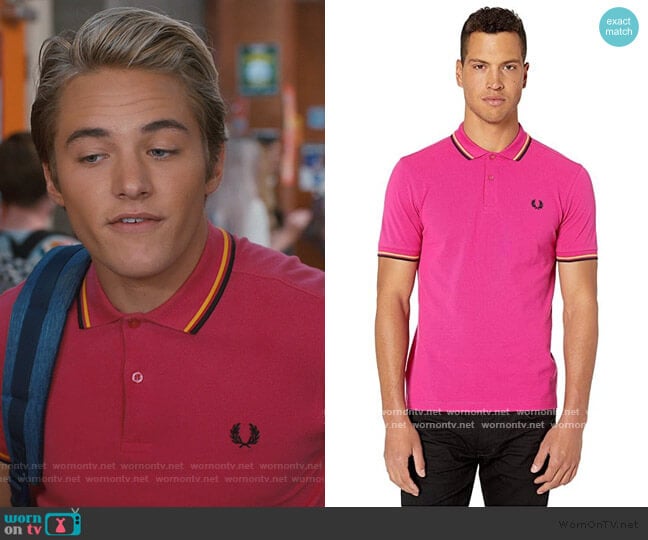 Fred Perry Twin Tipped Shirt worn by Mac Morris (Mitchell Hoog) on Saved By The Bell