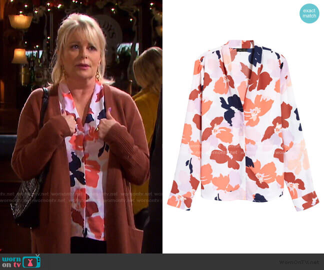 Halogen V-Neck Top worn by Bonnie Lockhart (Judi Evans) on Days of our Lives