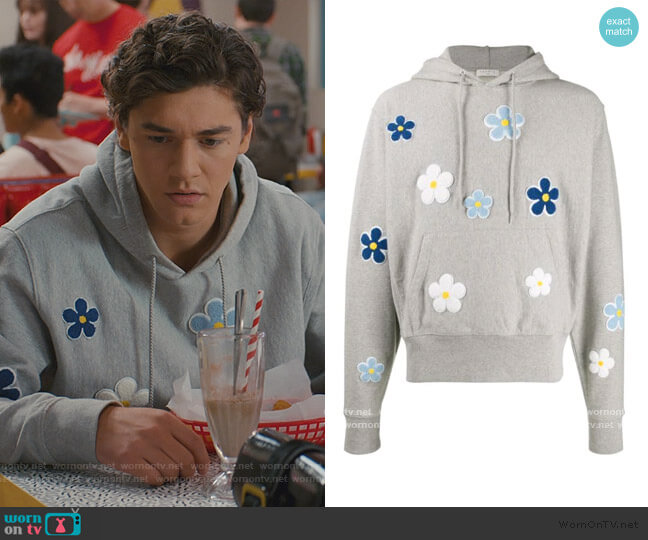 Sandro daisy-patch hoodie worn by Jamie Spano (Belmont Cameli) on Saved By The Bell