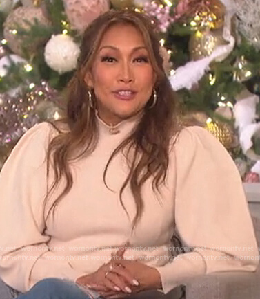 Carrie’s pink puff sleeve sweater on The Talk