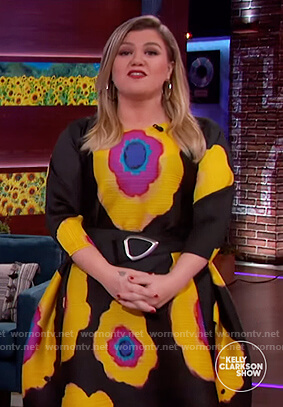 Kelly’s black floral print flare dress on The Kelly Clarkson Show