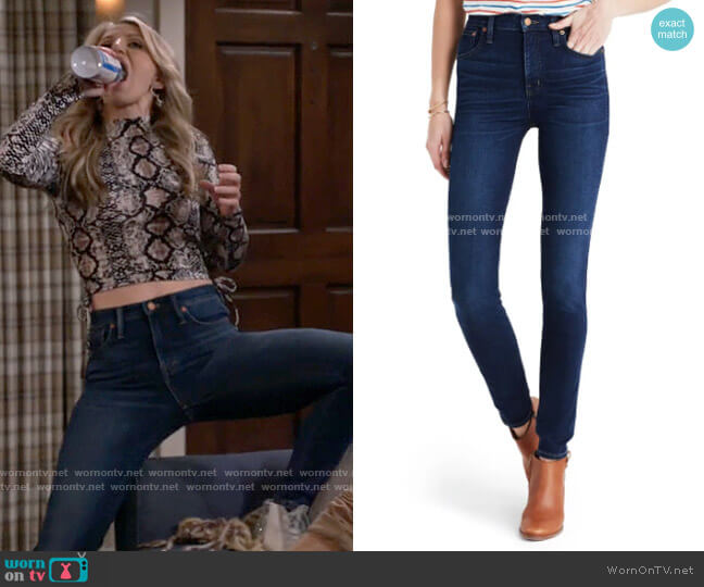Madewell 10-Inch High Rise Skinny Jeans in Hayes Wash worn by Gina Dabrowski (Annaleigh Ashford) on B Positive