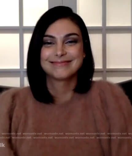 Morena Baccarin’s pink cashmere sweater on The Talk