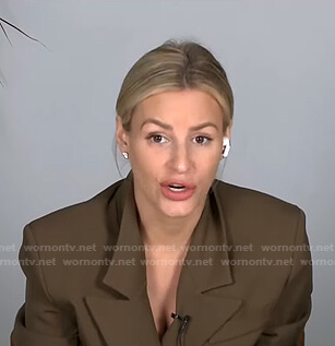 Morgan’s khaki blazer on E! News Daily Pop