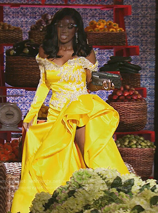 Wendy’s yellow ruffle reunion dress on The Real Housewives of Potomac