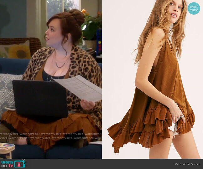 Free People We The Free Shimmy Sasha Tank in Cinnamon worn by Kristin Baxter (Amanda Fuller) on Last Man Standing