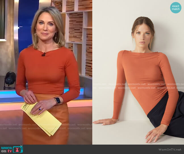 Intimissimi Cashmere Ultralight Jumper worn by Amy Robach on Good Morning America