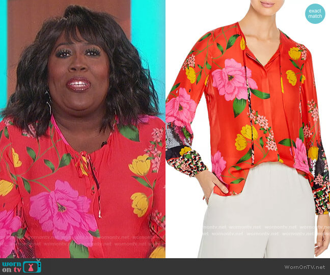 Kobi Halperin Noelle Floral Print Blouse worn by Sheryl Underwood on The Talk