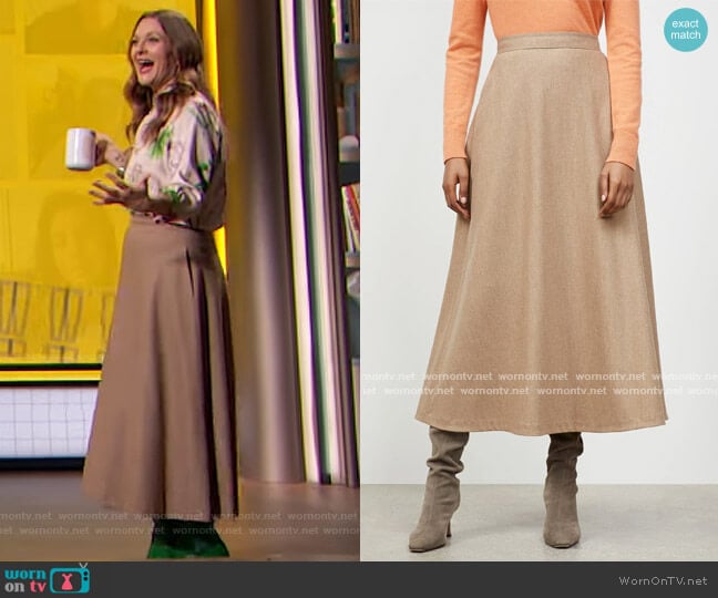 Lafayette 148 Finite Italian Summer Skirt worn by Drew Barrymore on The Drew Barrymore Show