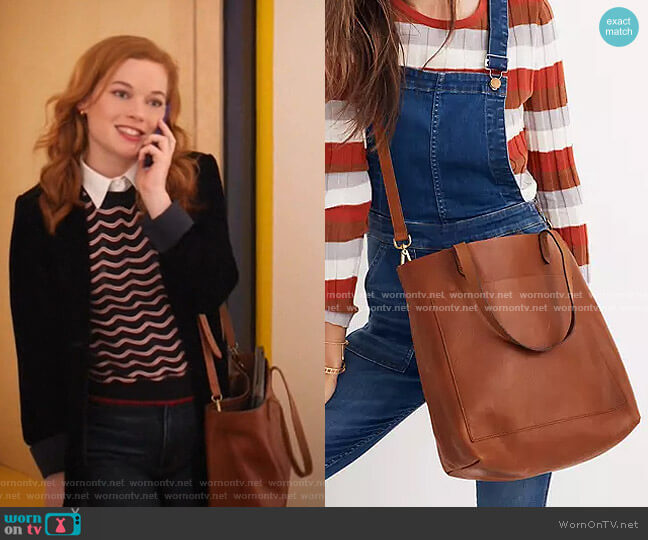 Madewell The Medium Transport Tote worn by Zoey Clarke (Jane Levy) on Zoeys Extraordinary Playlist