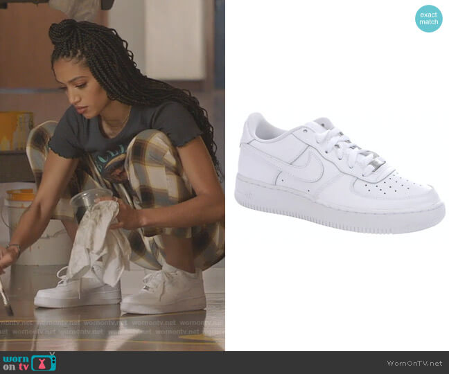 Nike Air Force 1 Leather Trainers worn by Olivia Baker (Samantha Logan) on All American