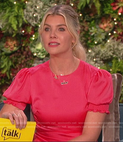 Amanda’s pink smocked sleeve dress on The Talk