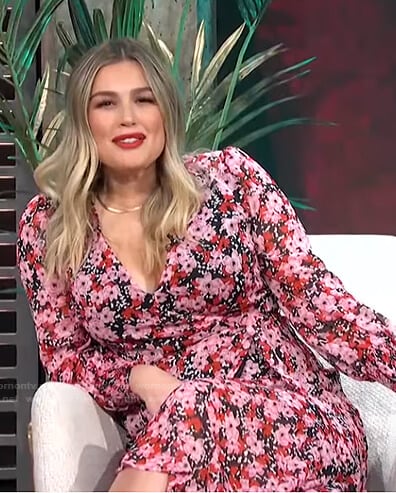 Carissa’s pink floral wrap dress on E! News Daily Pop