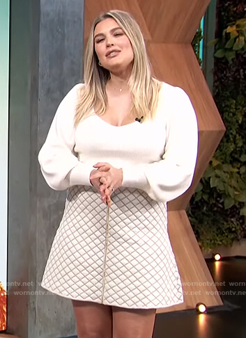 Carissa’s quilted mini skirt on E! News Daily Pop