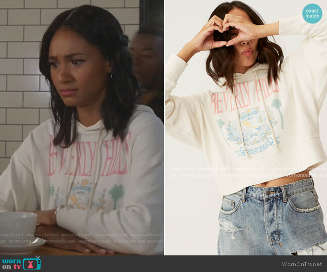 Day Dreamer Beverly Hills Shrunken Hoodie worn by Layla Keating (Greta Onieogou) on All American