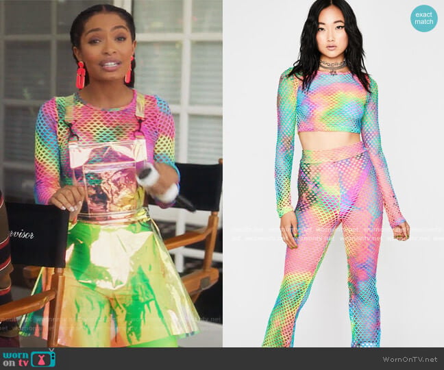 Dolls Kill Meta This Just Pant Set worn by Zoey Johnson (Yara Shahidi) on Grown-ish