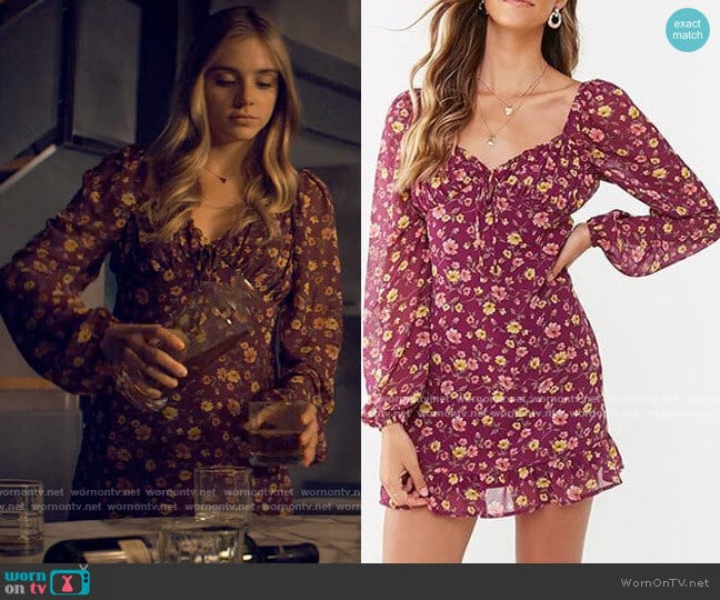 Forever 21 Floral Mini Dress worn by Bette Whitlaw (Casimere Jollette) on Tiny Pretty Things