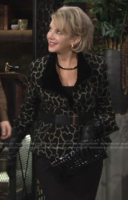 Gloria’s green giraffe pattern jacket on The Young and the Restless