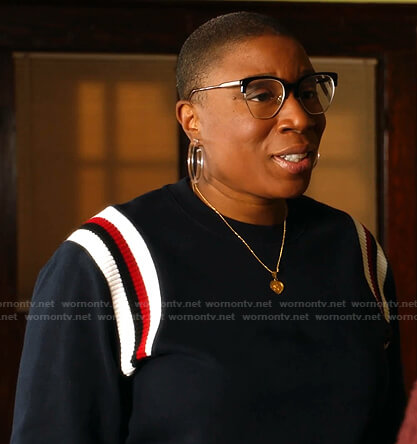 Hen’s striped trim sweatshirt on 9-1-1