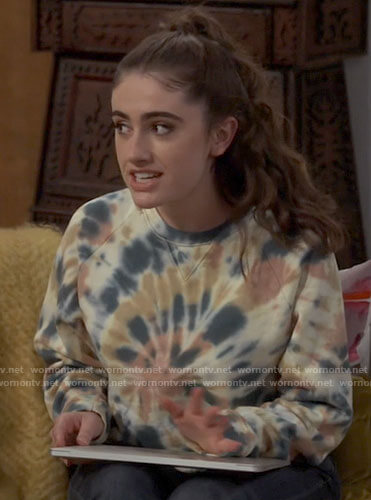 Jackie’s tie dye sweatshirt on Call Your Mother