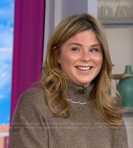 Jenna’s scalloped turtleneck sweater on Today