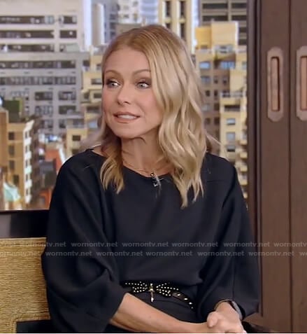 Kelly’s elbow length sleeve dress on Live with Kelly and Ryan
