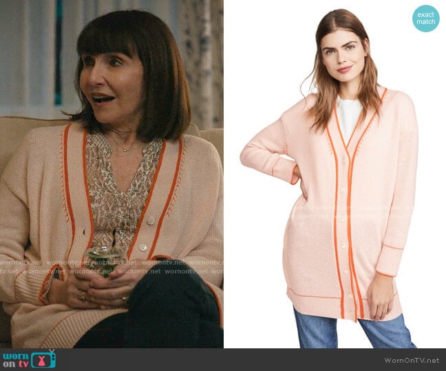 Marni V Neck Cashmere Cardigan worn by Maggie Clarke (Mary Steenburgen) on Zoeys Extraordinary Playlist