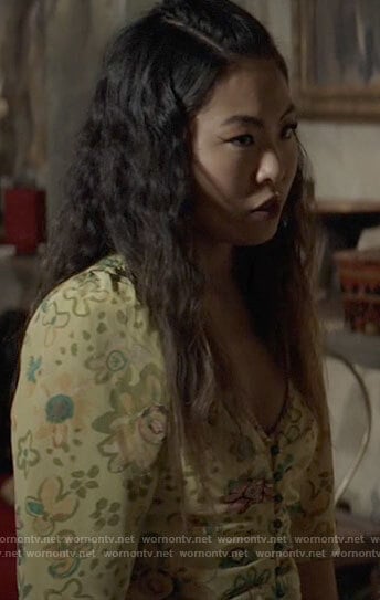 Mary’s yellow floral dress on Batwoman