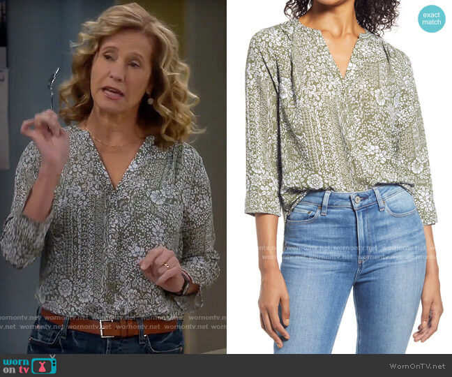 Curves 360 by NYDJ Perfect Blouse in Boca Grande worn by Vanessa Baxter (Nancy Travis) on Last Man Standing