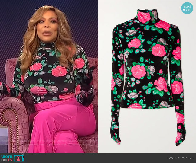 Richard Quinn Floral-print velvet turtleneck top worn by Wendy Williams on The Wendy Williams Show