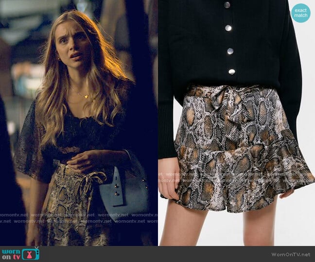 Zara Snakeskin Print Skort worn by Bette Whitlaw (Casimere Jollette) on Tiny Pretty Things