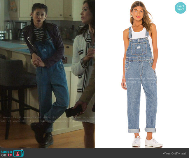 Levi's Vintage Overall worn by George Fan (Leah Lewis) on Nancy Drew
