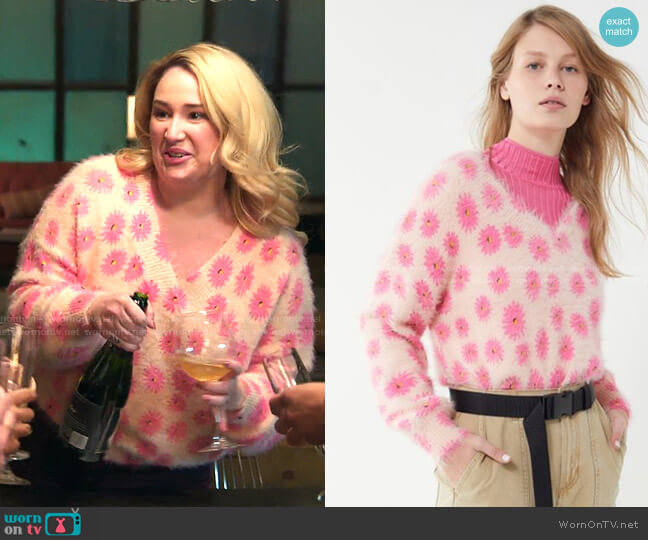 Urban Outfitters Keeley Eyelash Knit Pullover Sweater worn by Davia (Emma Hunton) on Good Trouble