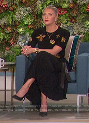 Amanda’s bee embroidered sweater and skirt on The Talk