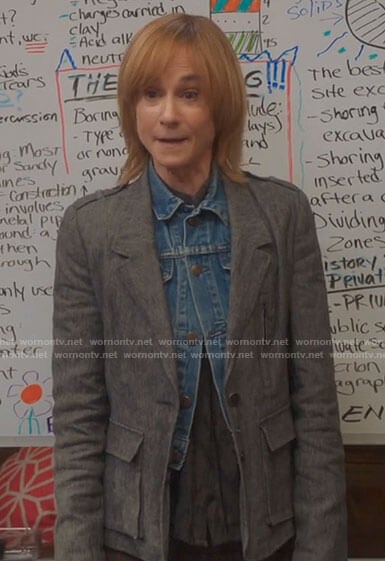 Arpi’s grey blazer on Mr Mayor