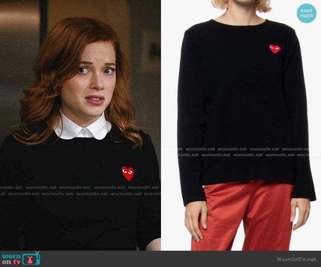 Comme des Garçons PLAY Crew Neck Jumper worn by Zoey Clarke (Jane Levy) on Zoeys Extraordinary Playlist