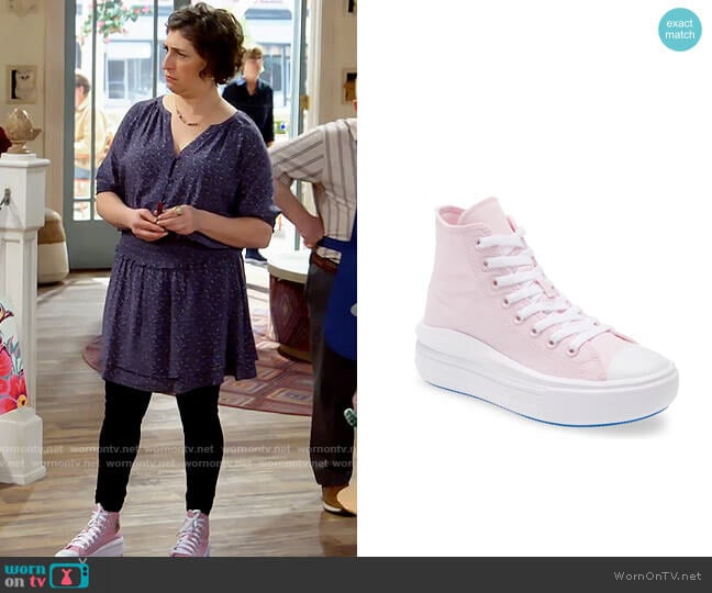 Converse All Star Move High Top Platform Sneaker worn by Kat Silver (Mayim Bialik) on Call Me Kat