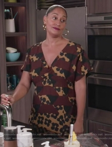 Rainbow’s floral stripe midi dress on Black-ish