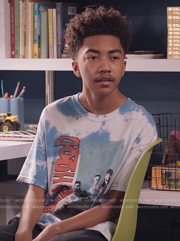 Jack’s blue Boyz in the Hood tee on Black-ish