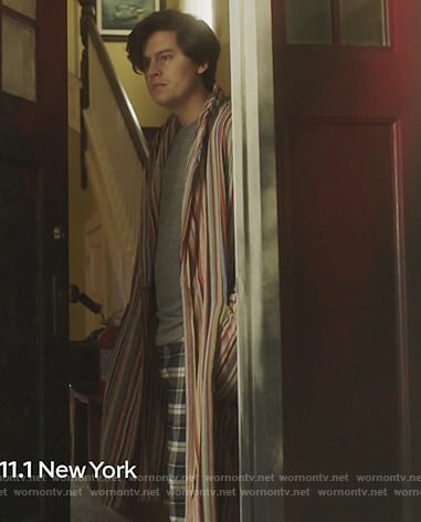 Jughead’s stripe robe on Riverdale